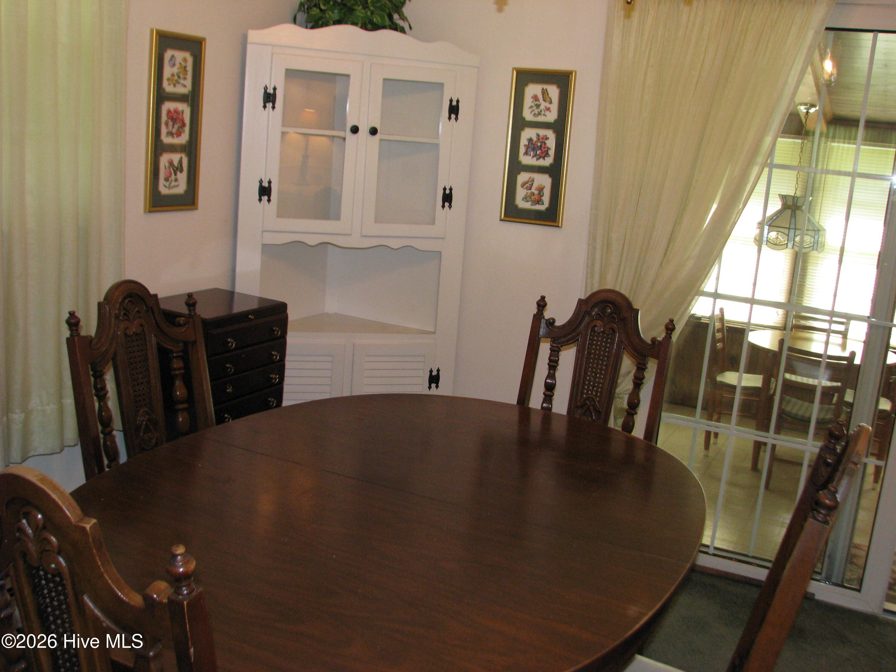 404 Roanoke Avenue Property Photo 28