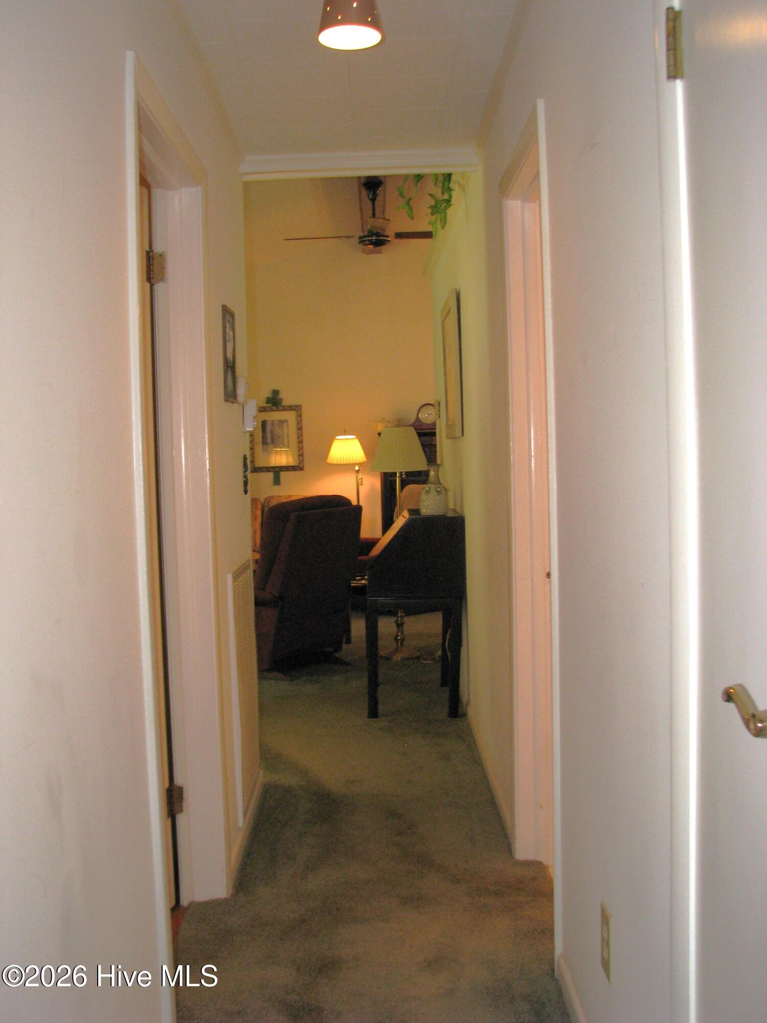 404 Roanoke Avenue Property Photo 31