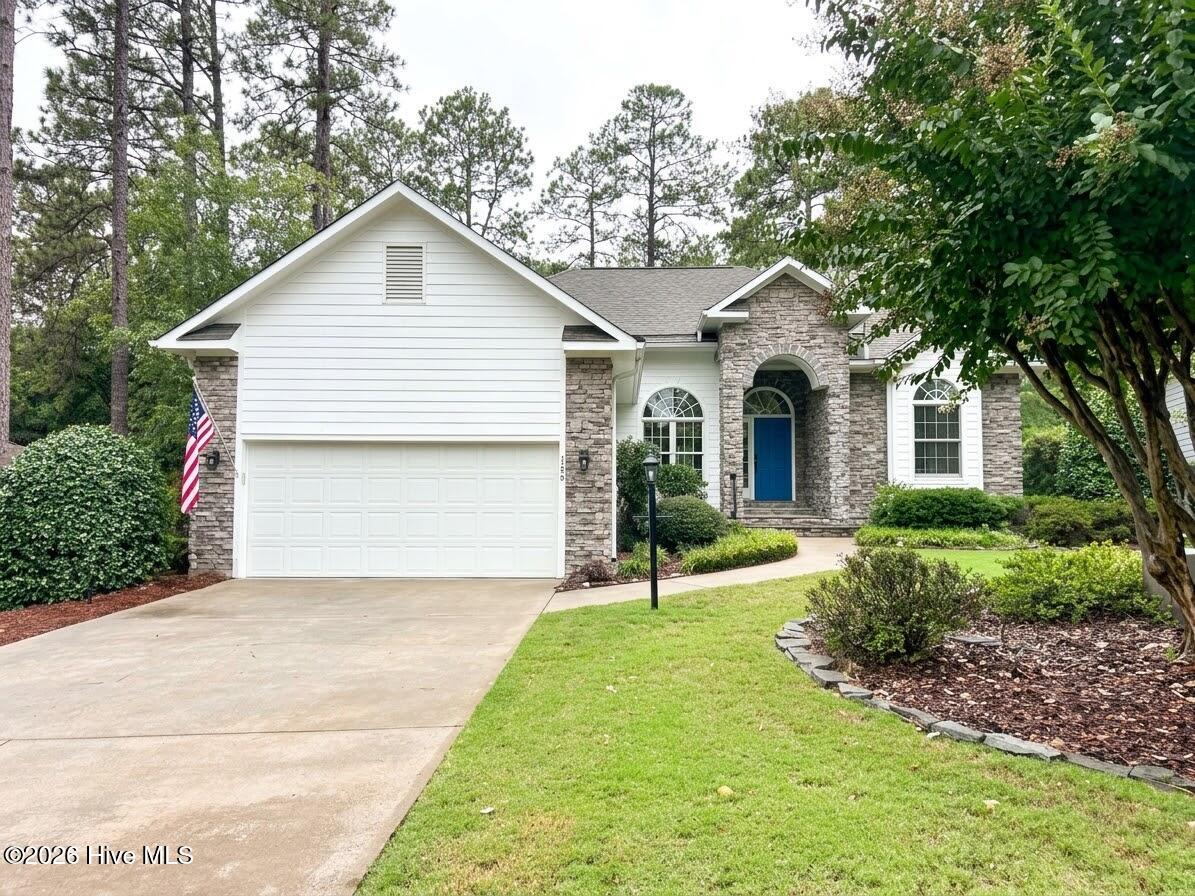 126 Triple Crown Circle Property Photo 1