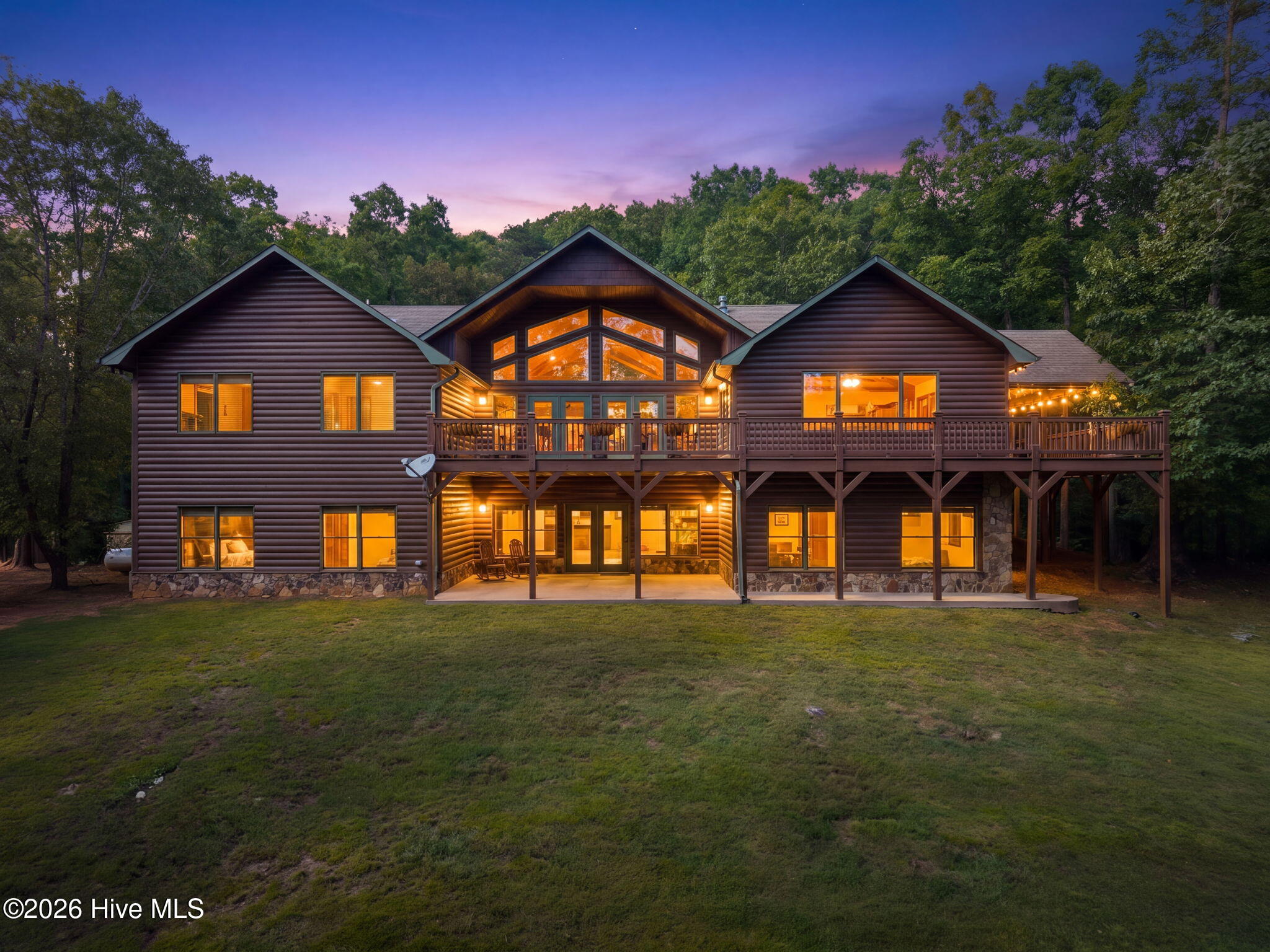 200 Twelve Oaks Trail Property Photo 1