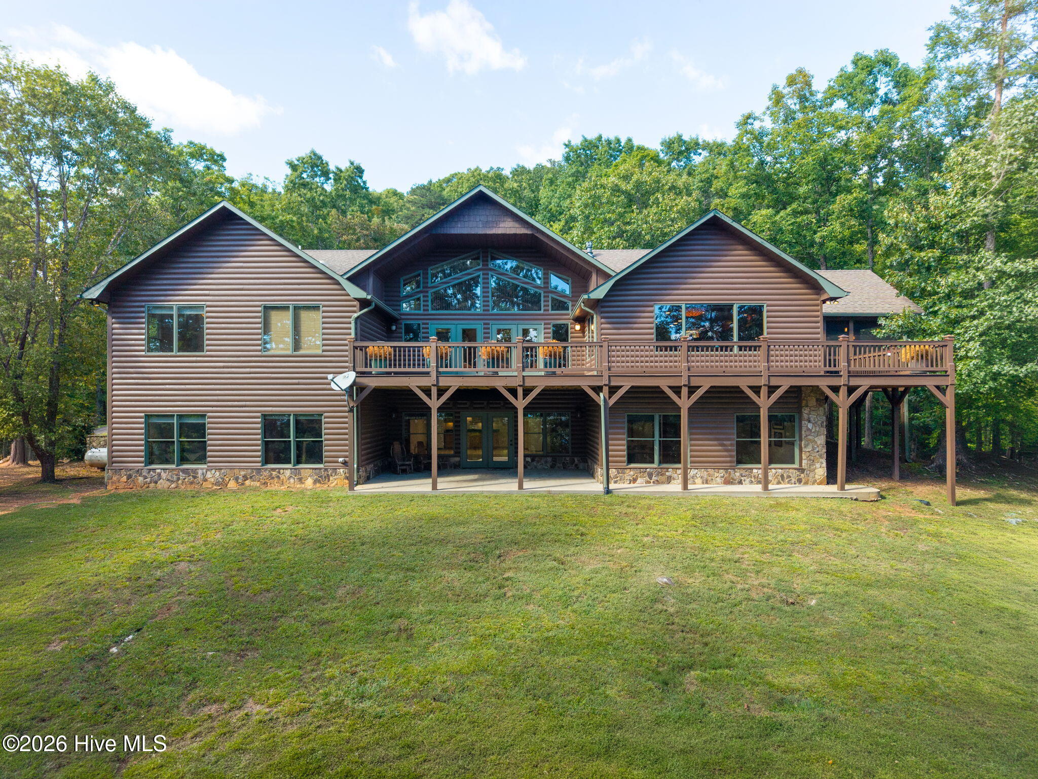 200 Twelve Oaks Trail Property Photo 4