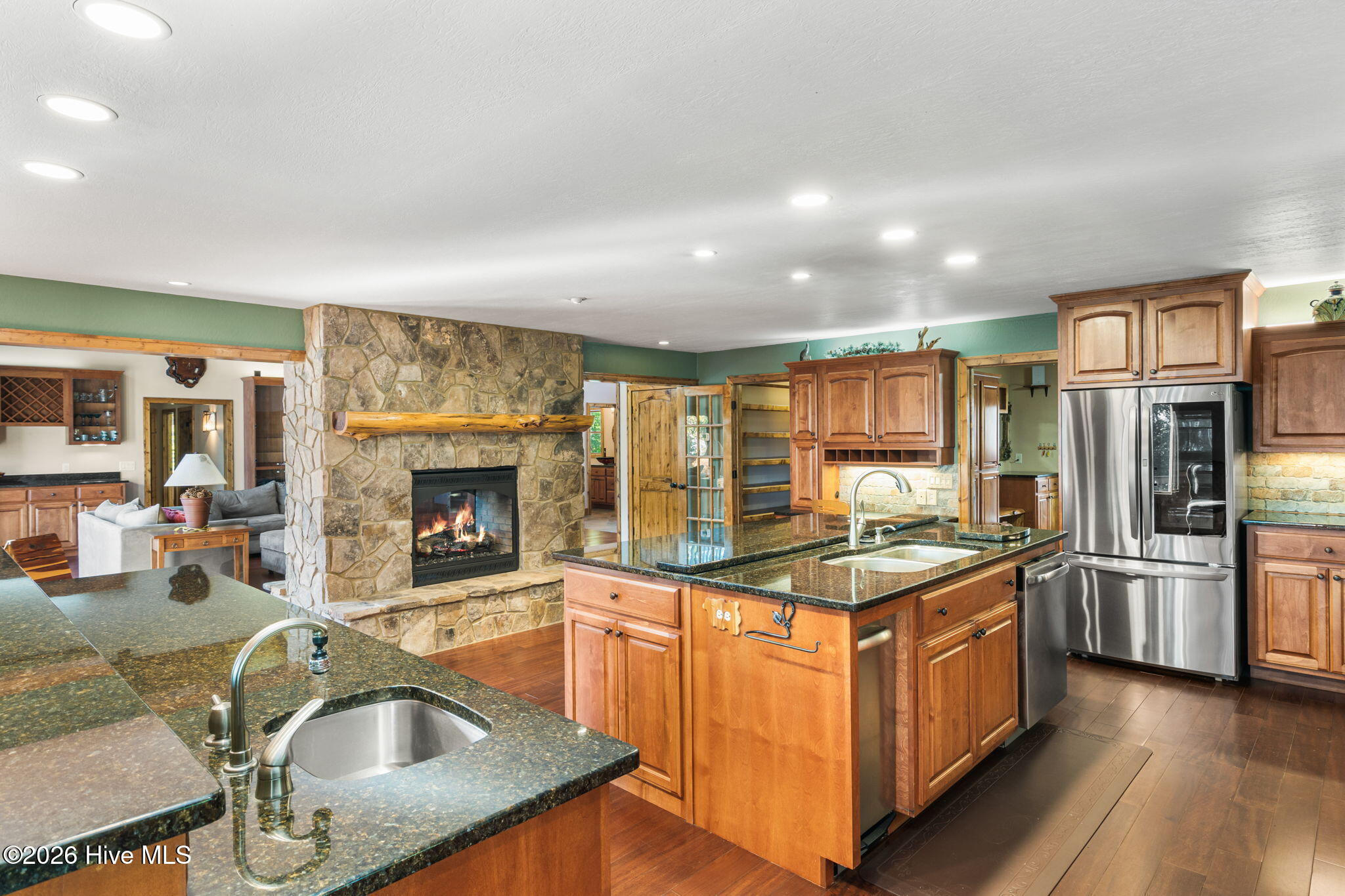 200 Twelve Oaks Trail Property Photo 22