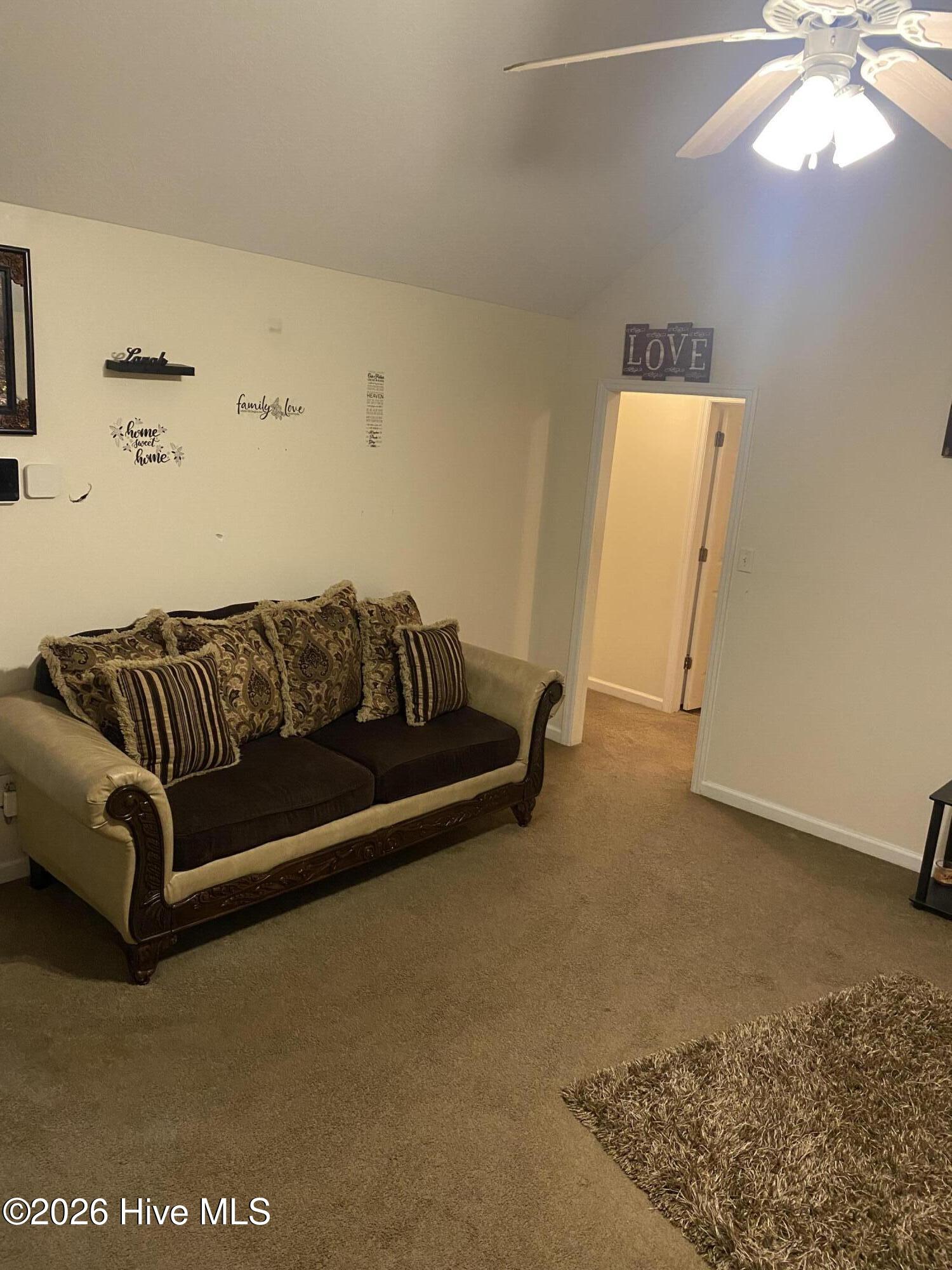 1159 Huntly Circle Property Photo 5