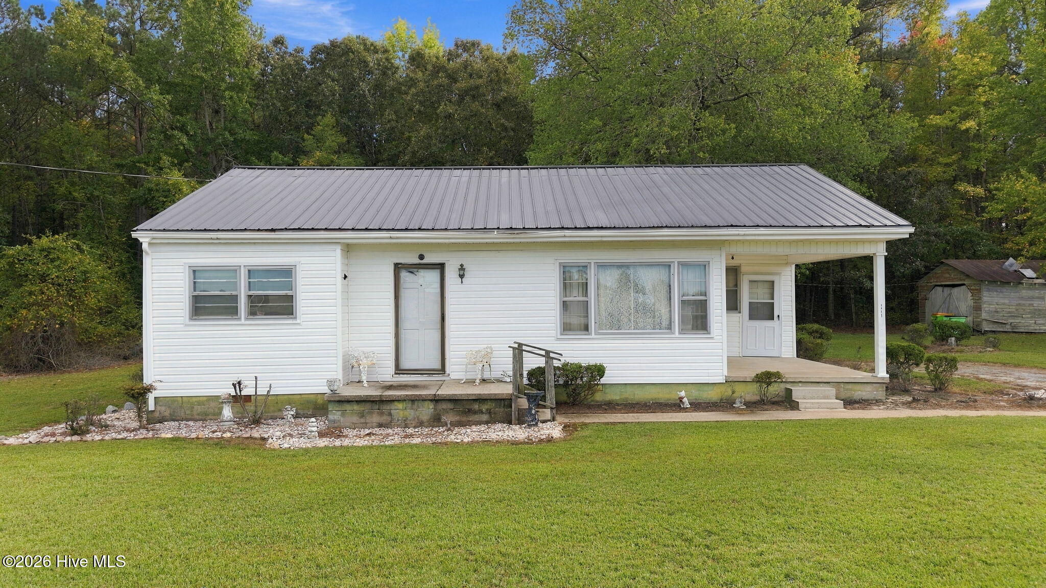 8466 Us Highway 158 Property Photo 1