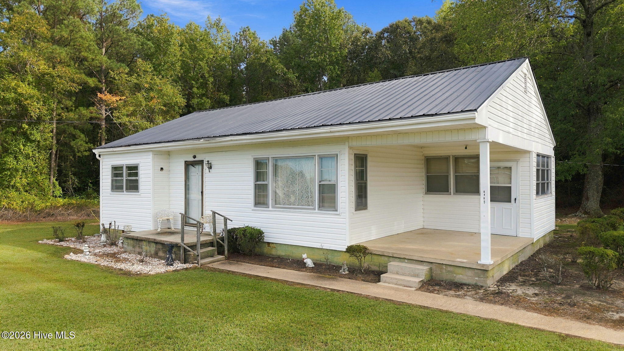 8466 Hwy 903 Property Photo 2