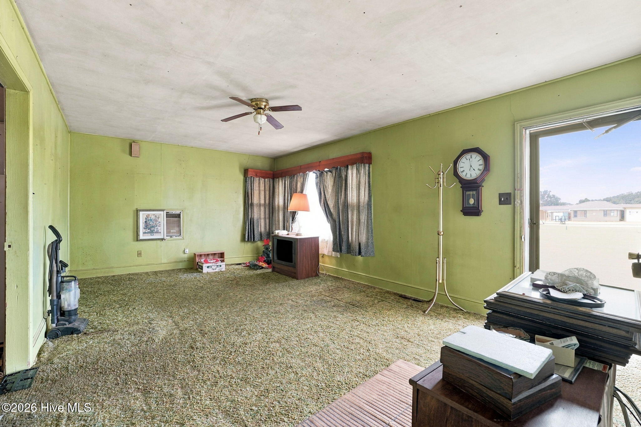 8466 Hwy 903 Property Photo 6
