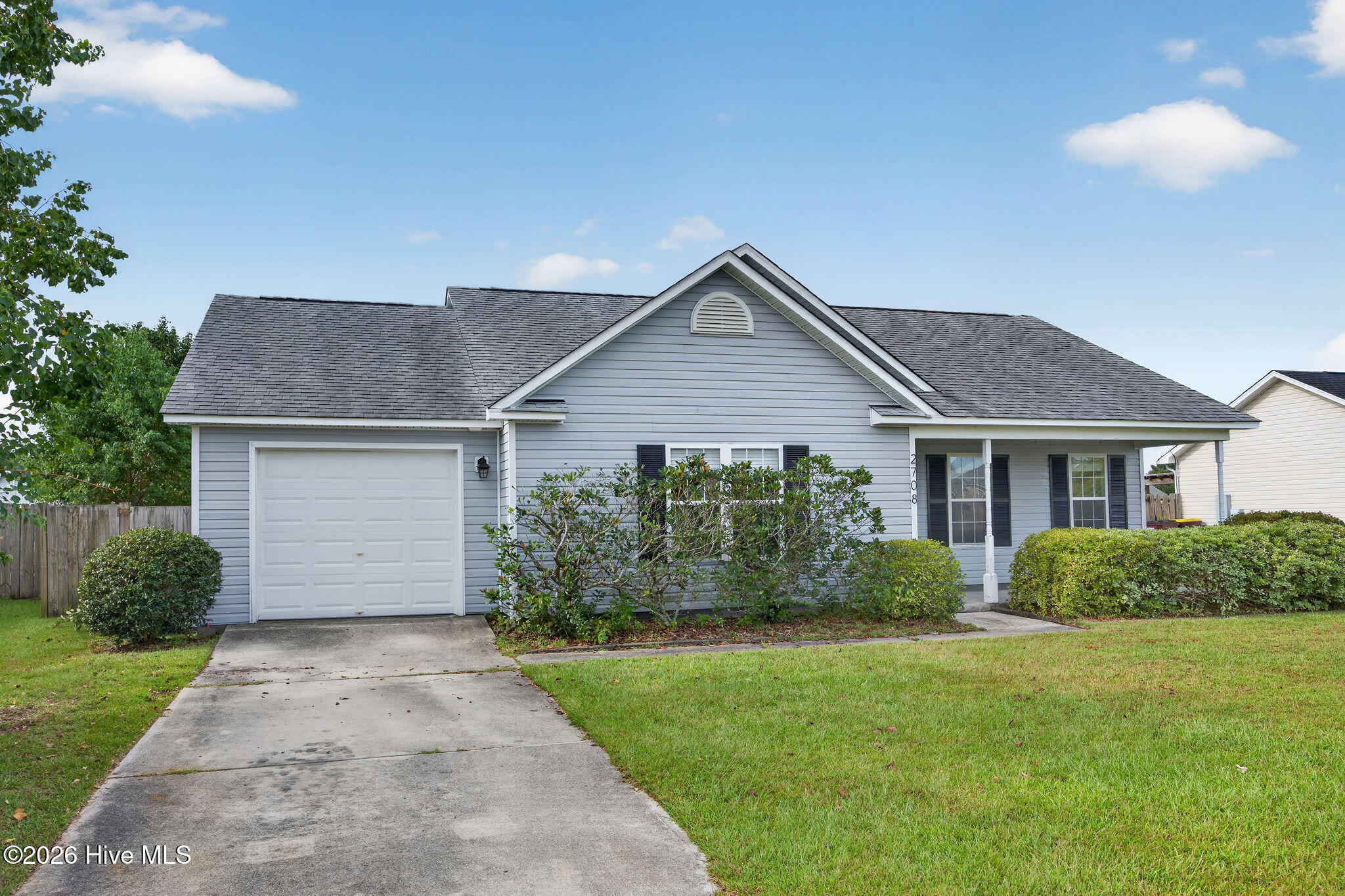 2708 Tarbert Court Property Photo 3