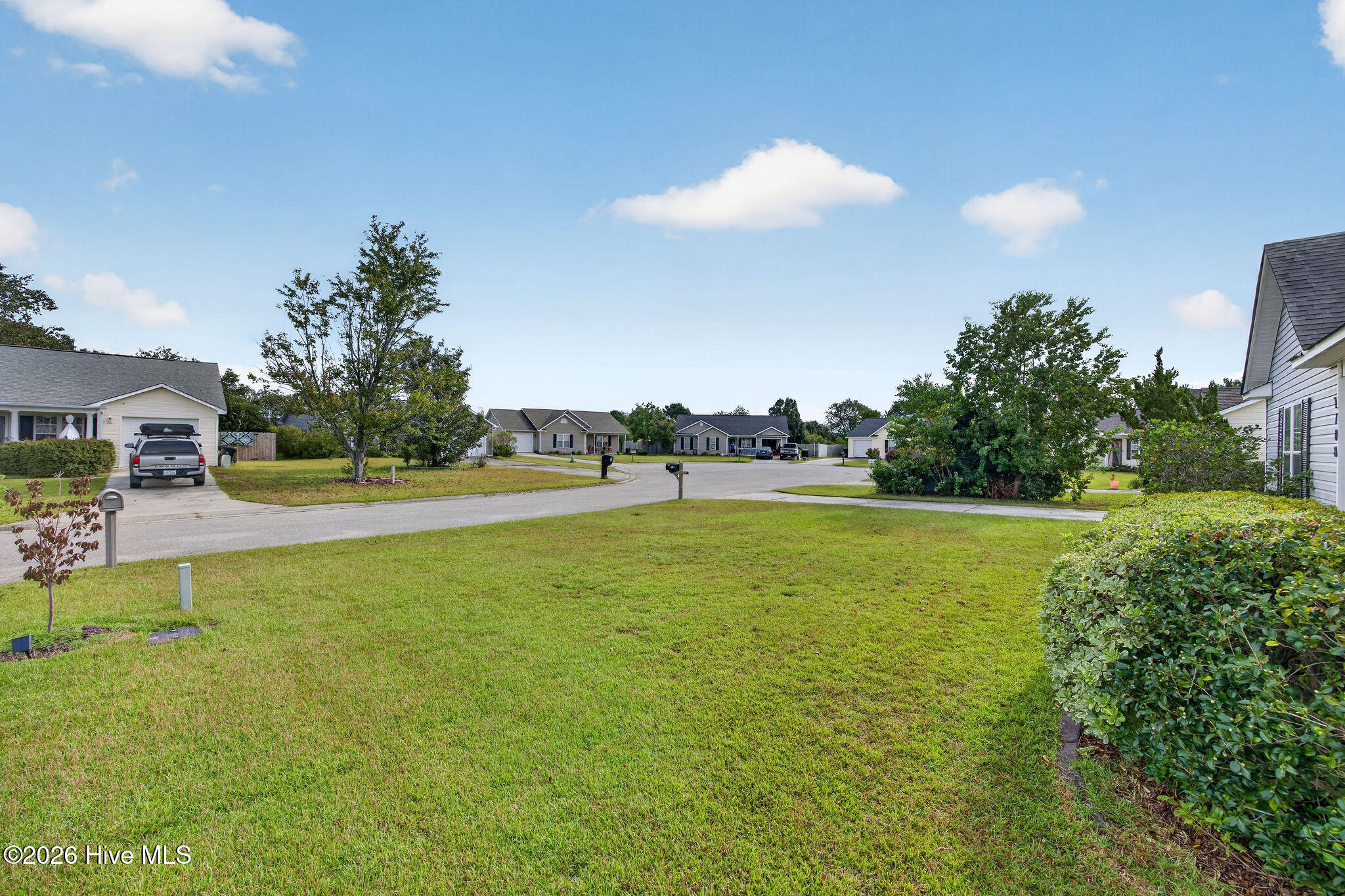 2708 Tarbert Court Property Photo 4