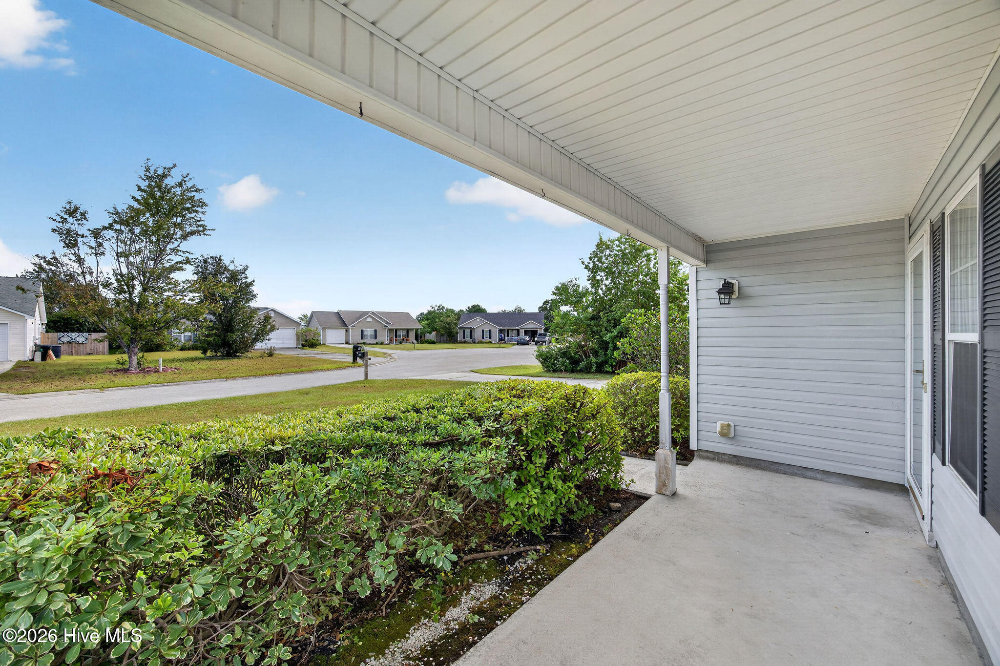 2708 Tarbert Court Property Photo 5