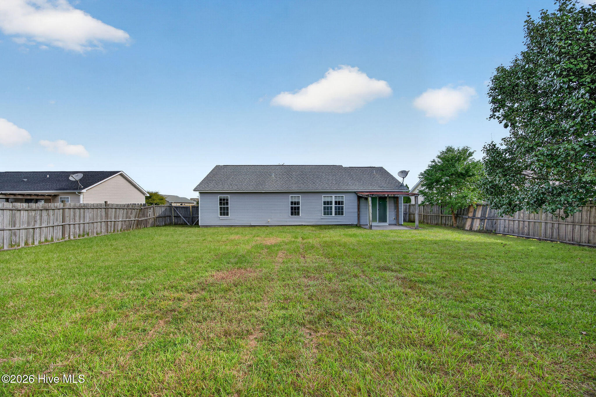 2708 Tarbert Court Property Photo 9