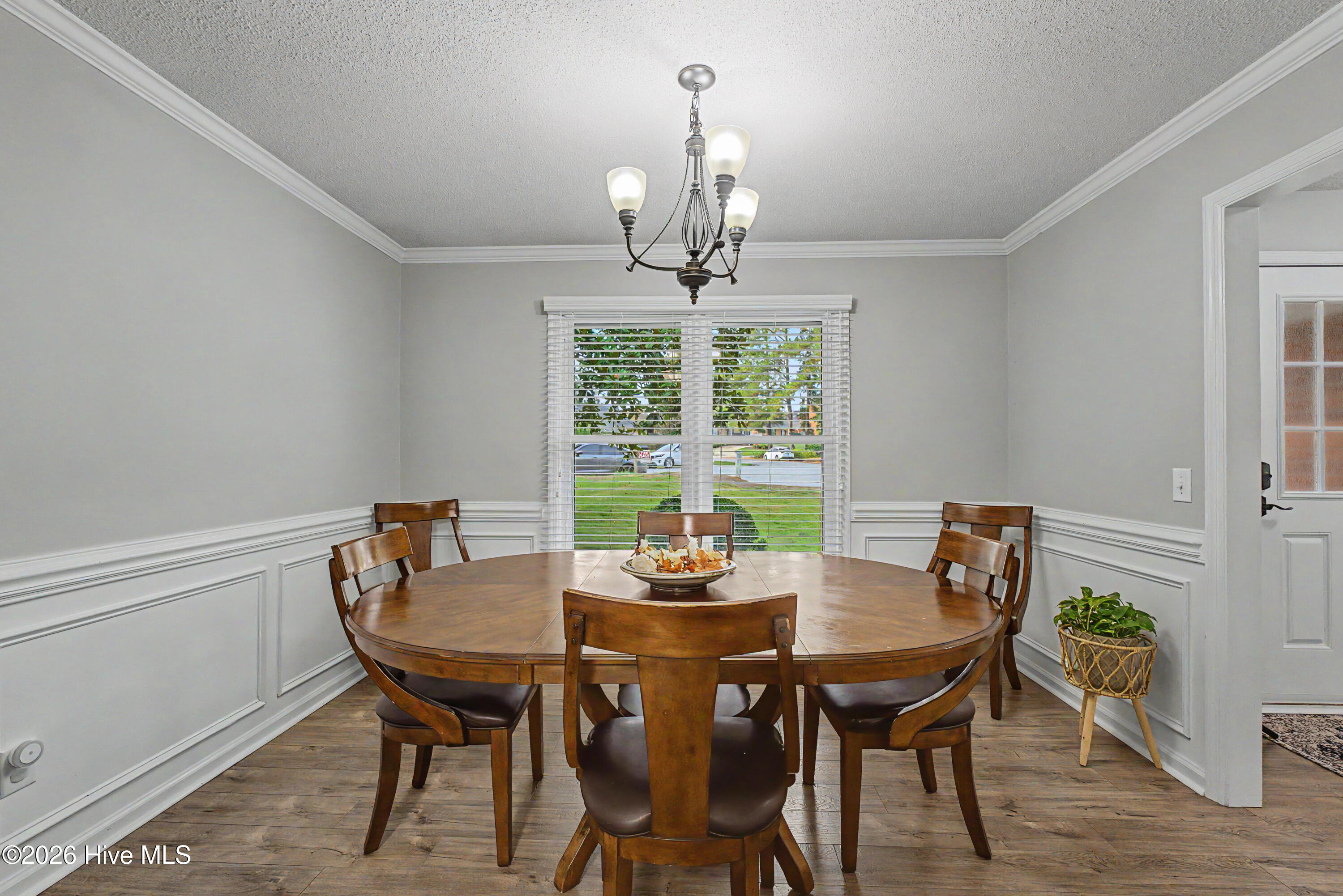 2509 Pinebluff Court Property Photo 7