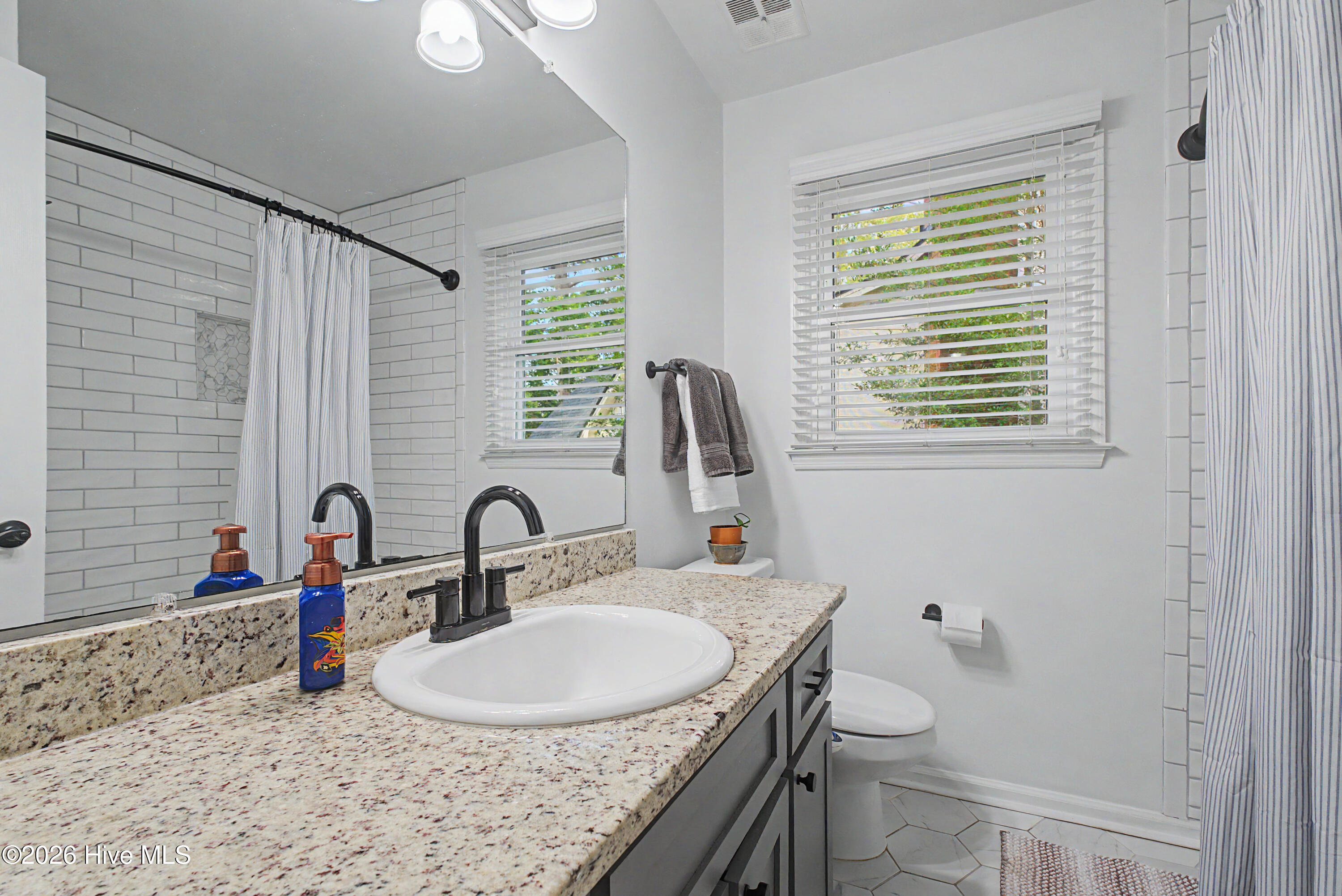 2509 Pinebluff Court Property Photo 16