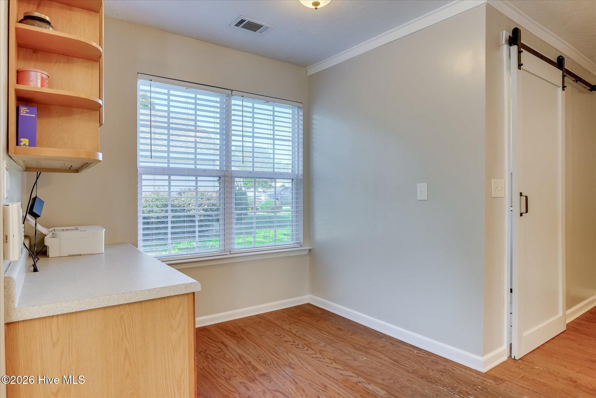 1138 Oxpens Road Property Photo 14