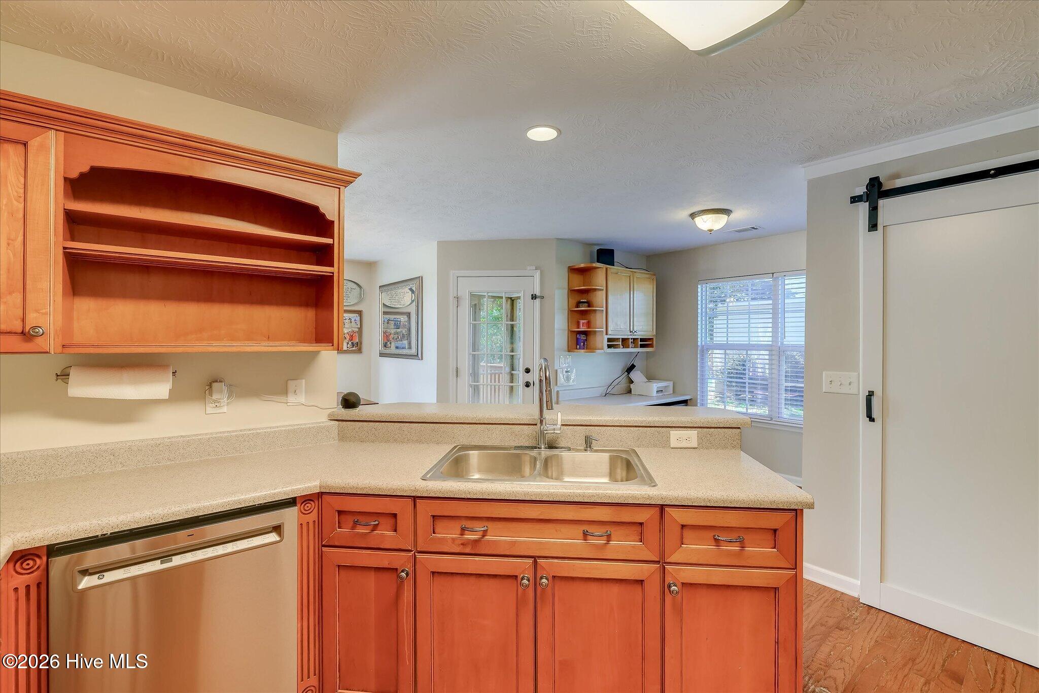 1138 Oxpens Road Property Photo 20