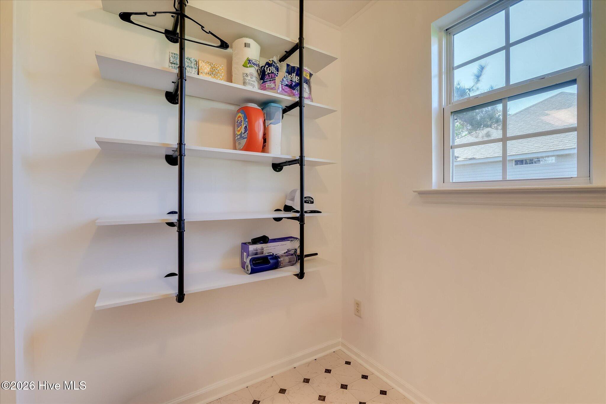 1138 Oxpens Road Property Photo 39