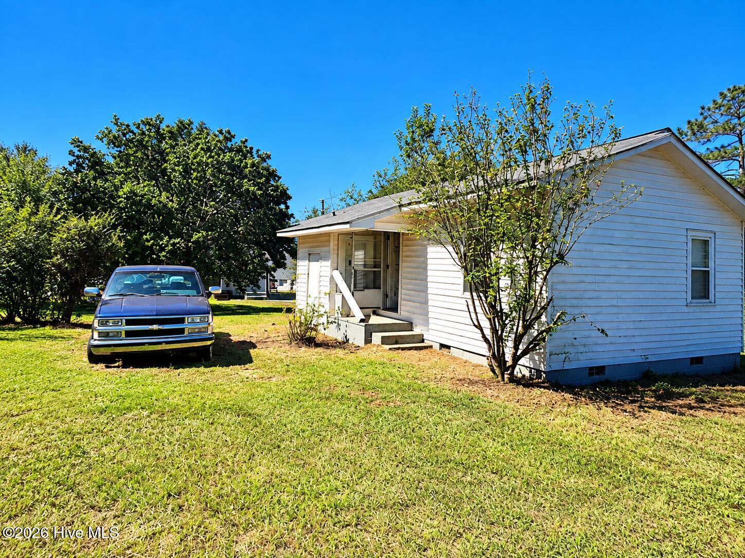 198 Runs Creek Drive Property Photo 5