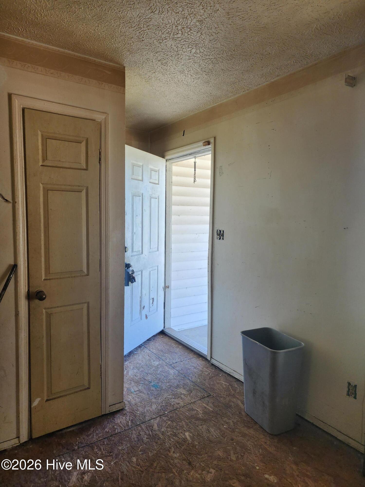 198 Runs Creek Drive Property Photo 34