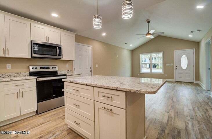 2048 N Tanglewood Drive Sw Property Photo 6