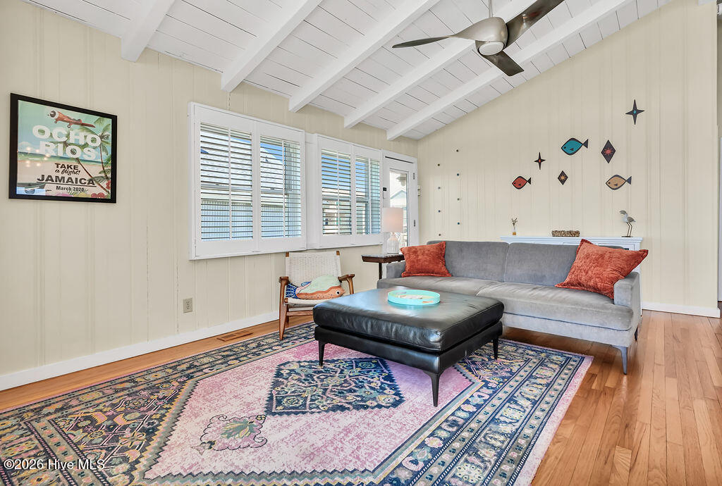5227 E Beach Drive Property Photo 21