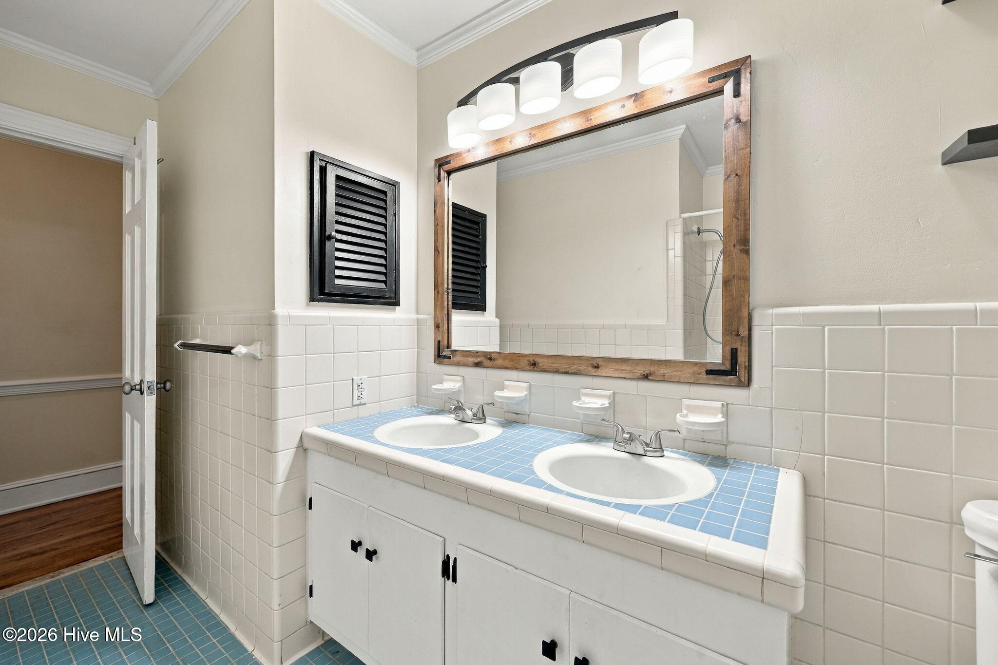 221 York Road Property Photo 26
