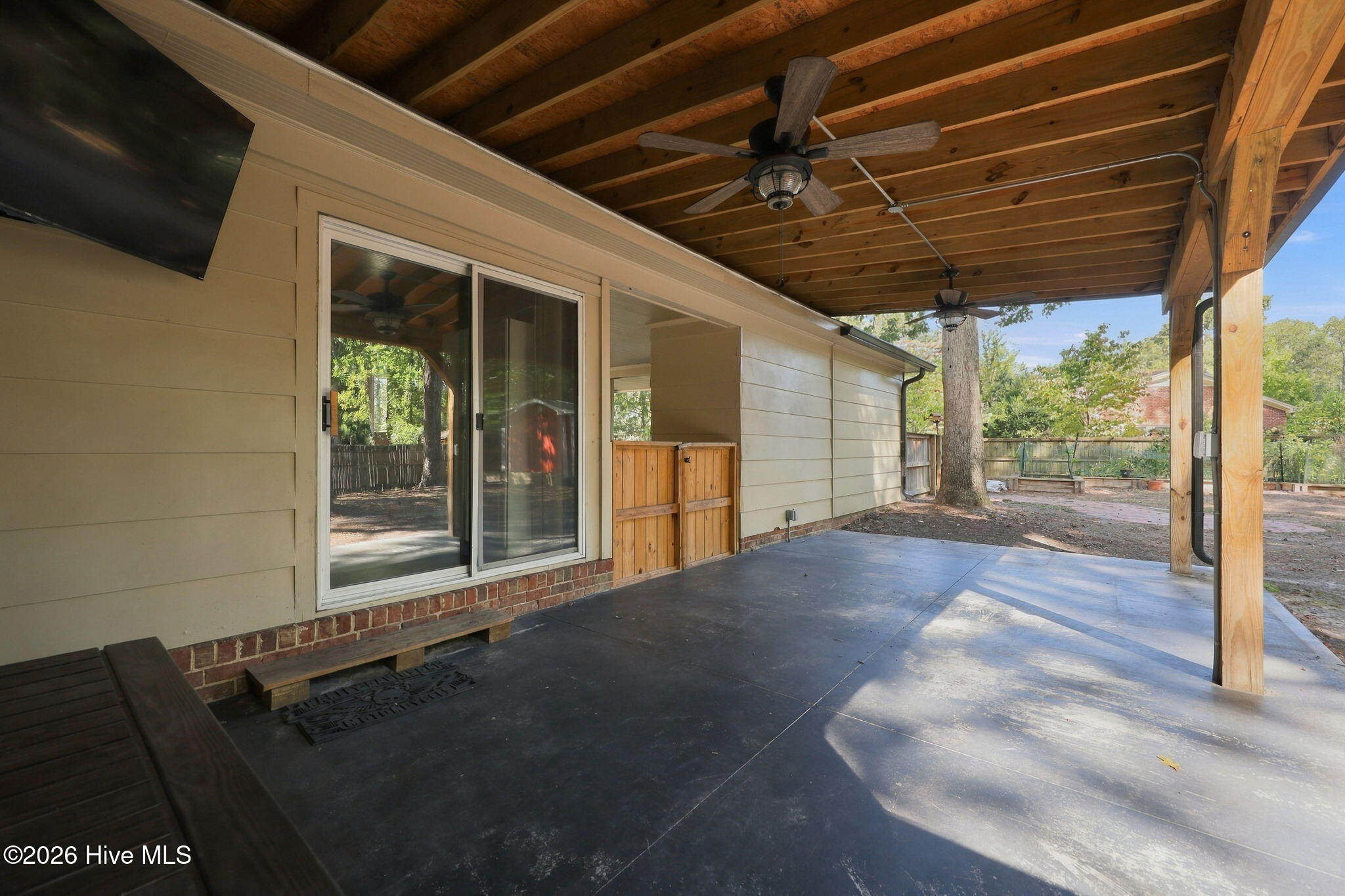 221 York Road Property Photo 41