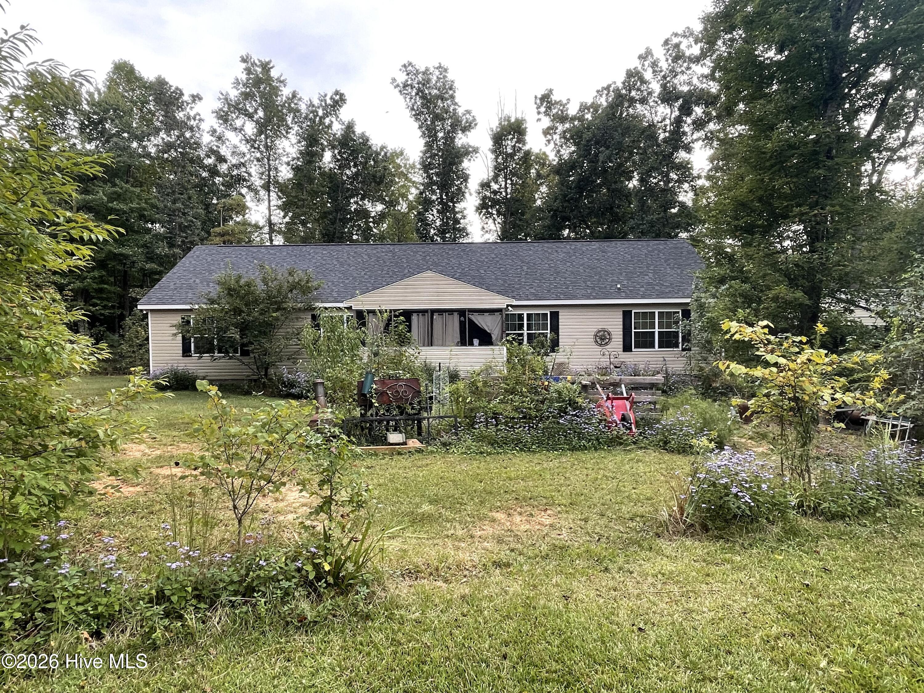 2315 W Chrisco Road Property Photo 1