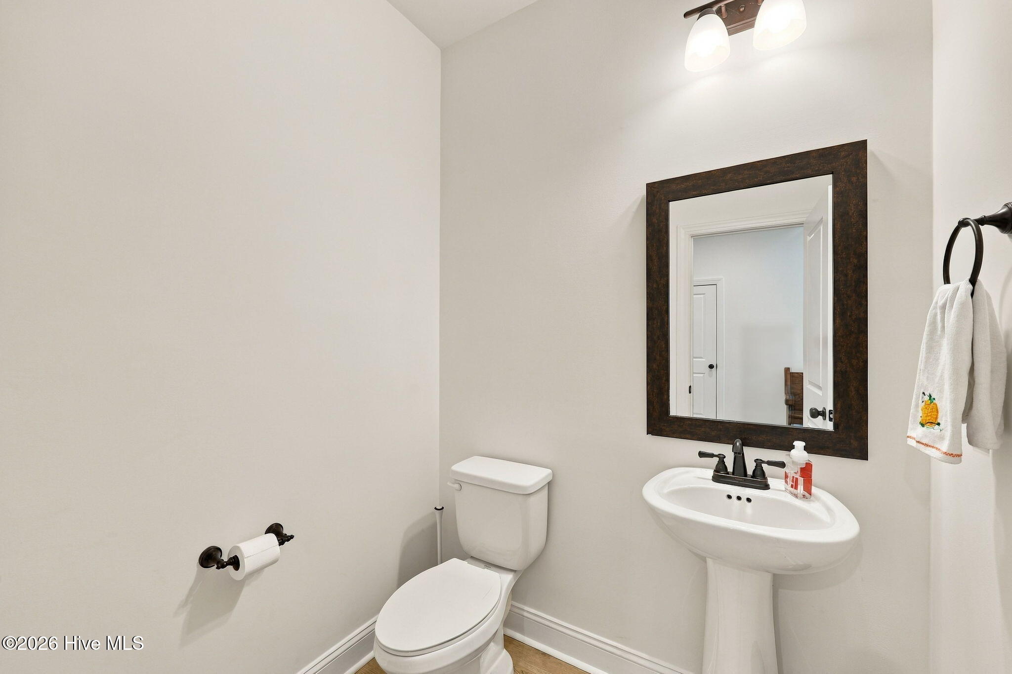 501 Burgundy Drive Property Photo 13