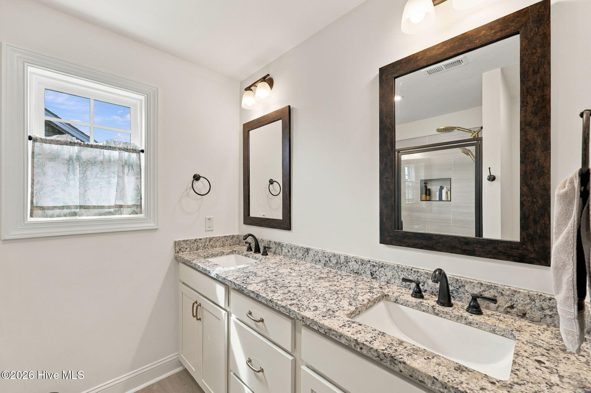 501 Burgundy Drive Property Photo 35