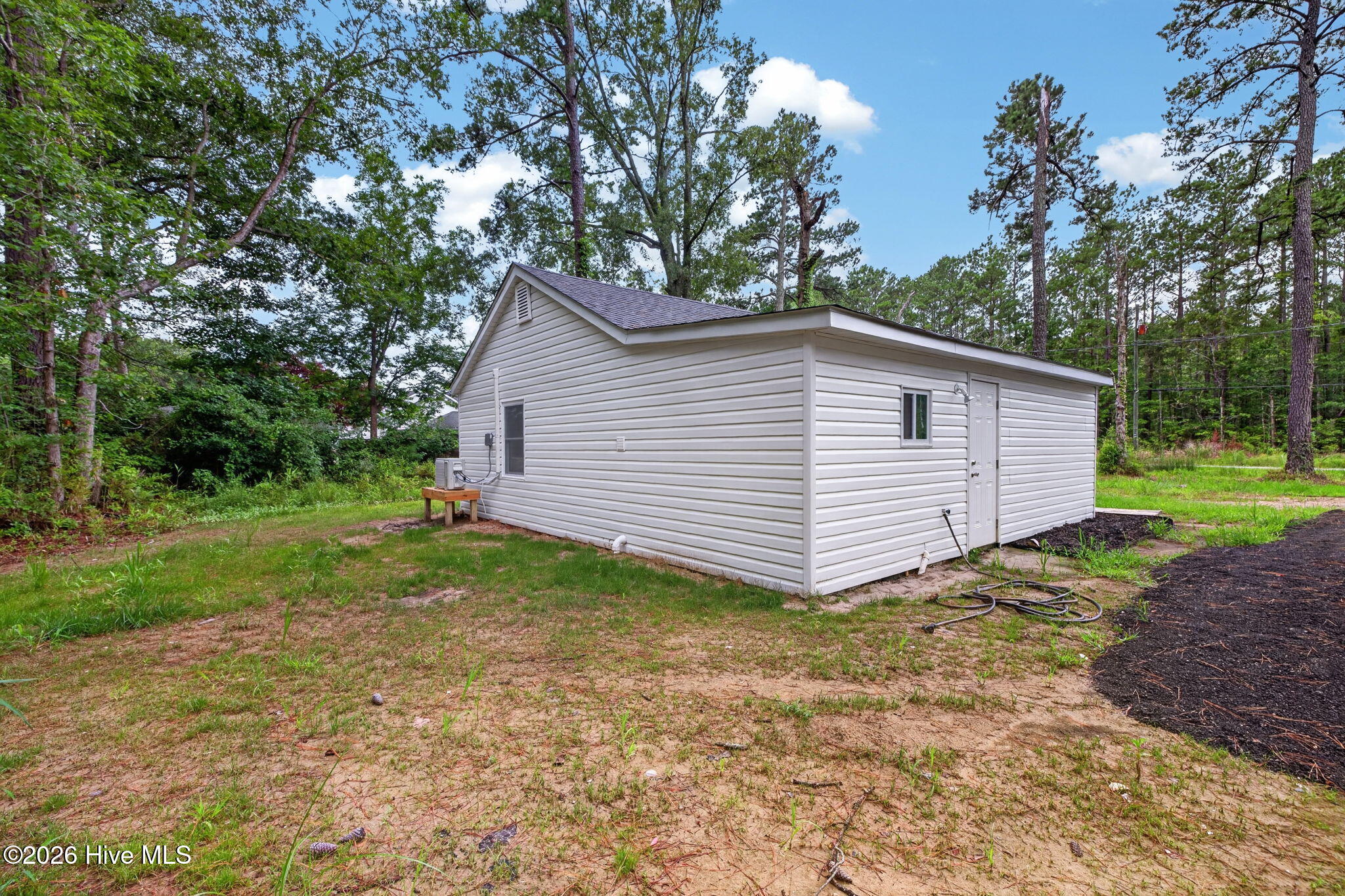 653 Poyners Road Property Photo 15
