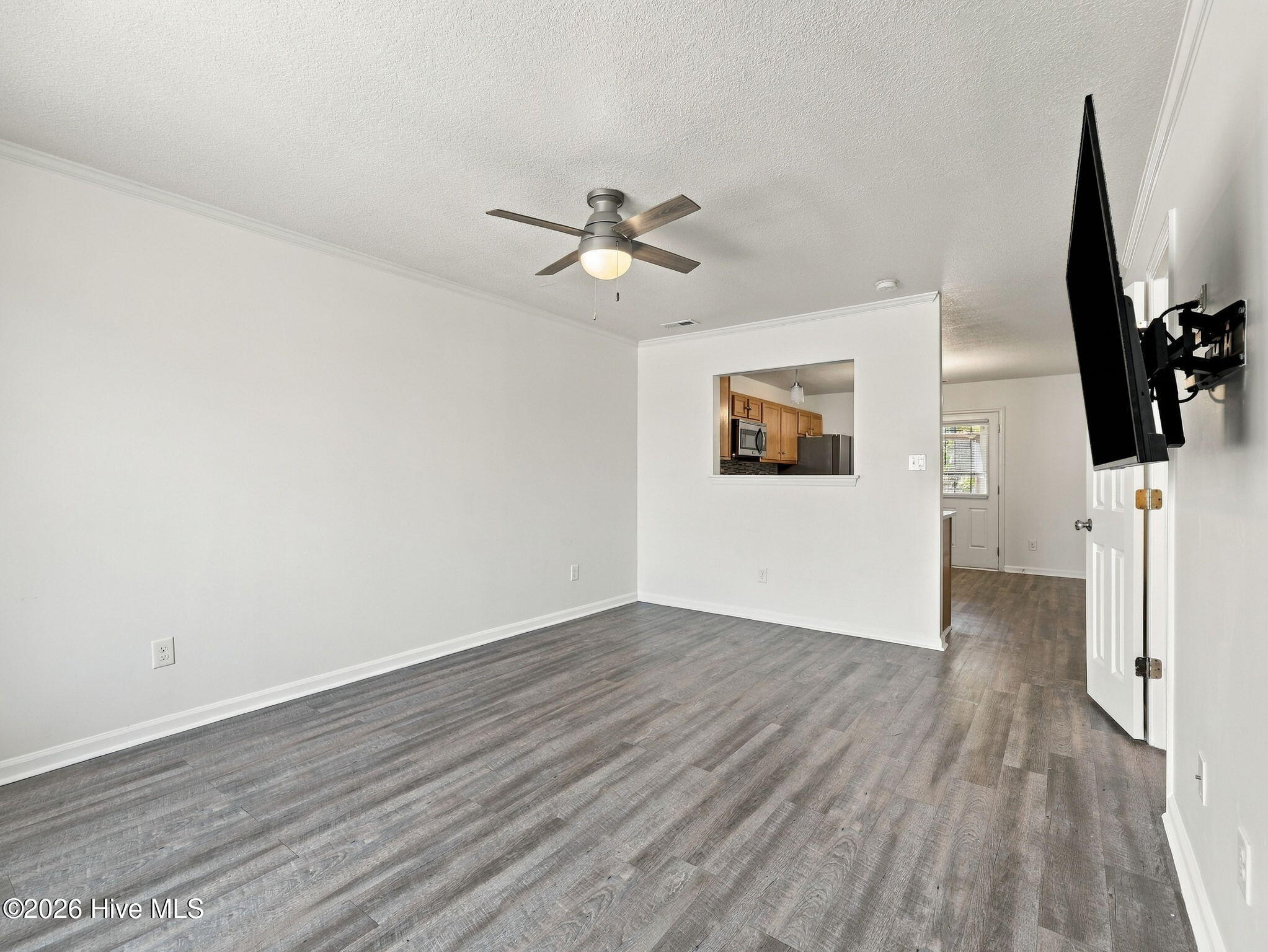 27 E Doris Drive 509 Property Photo 6