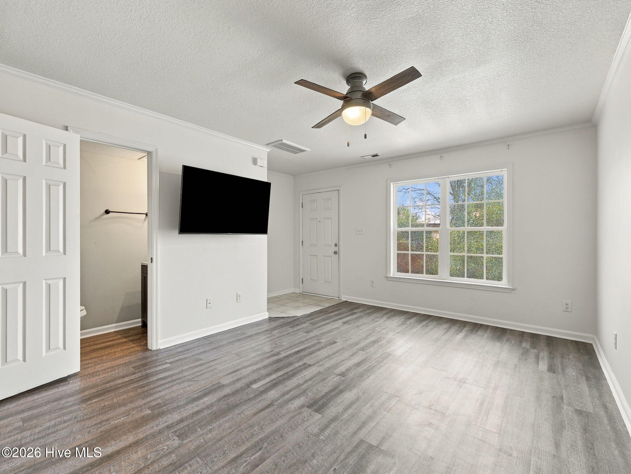 27 E Doris Drive 509 Property Photo 7