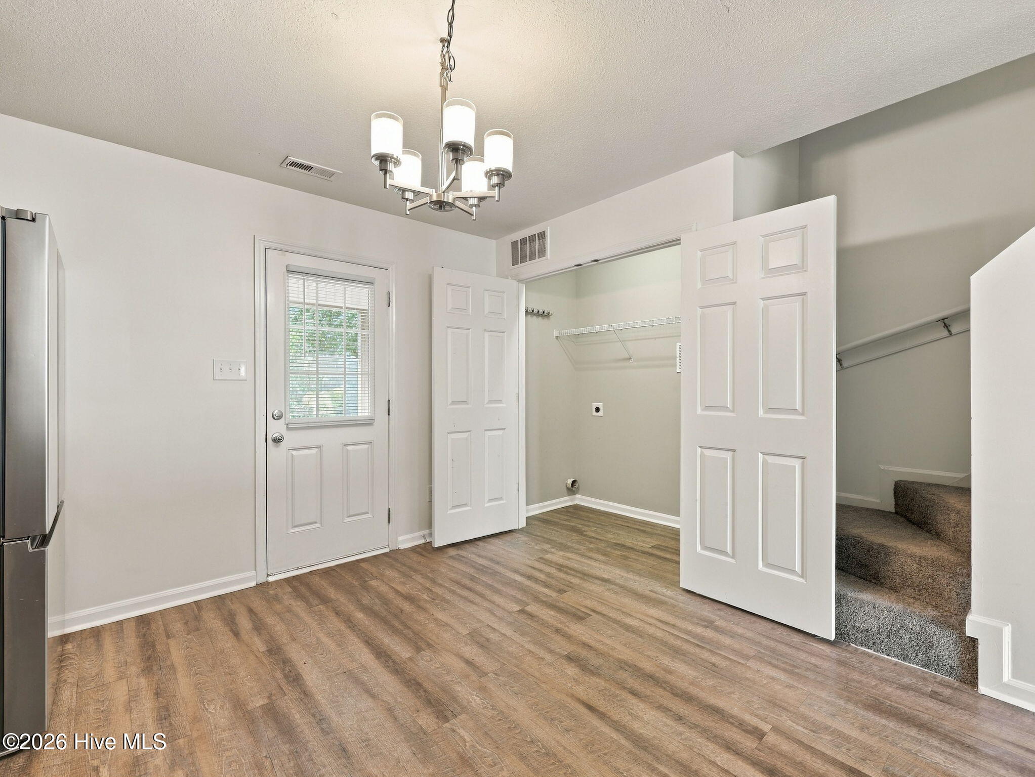 27 E Doris Drive 509 Property Photo 13