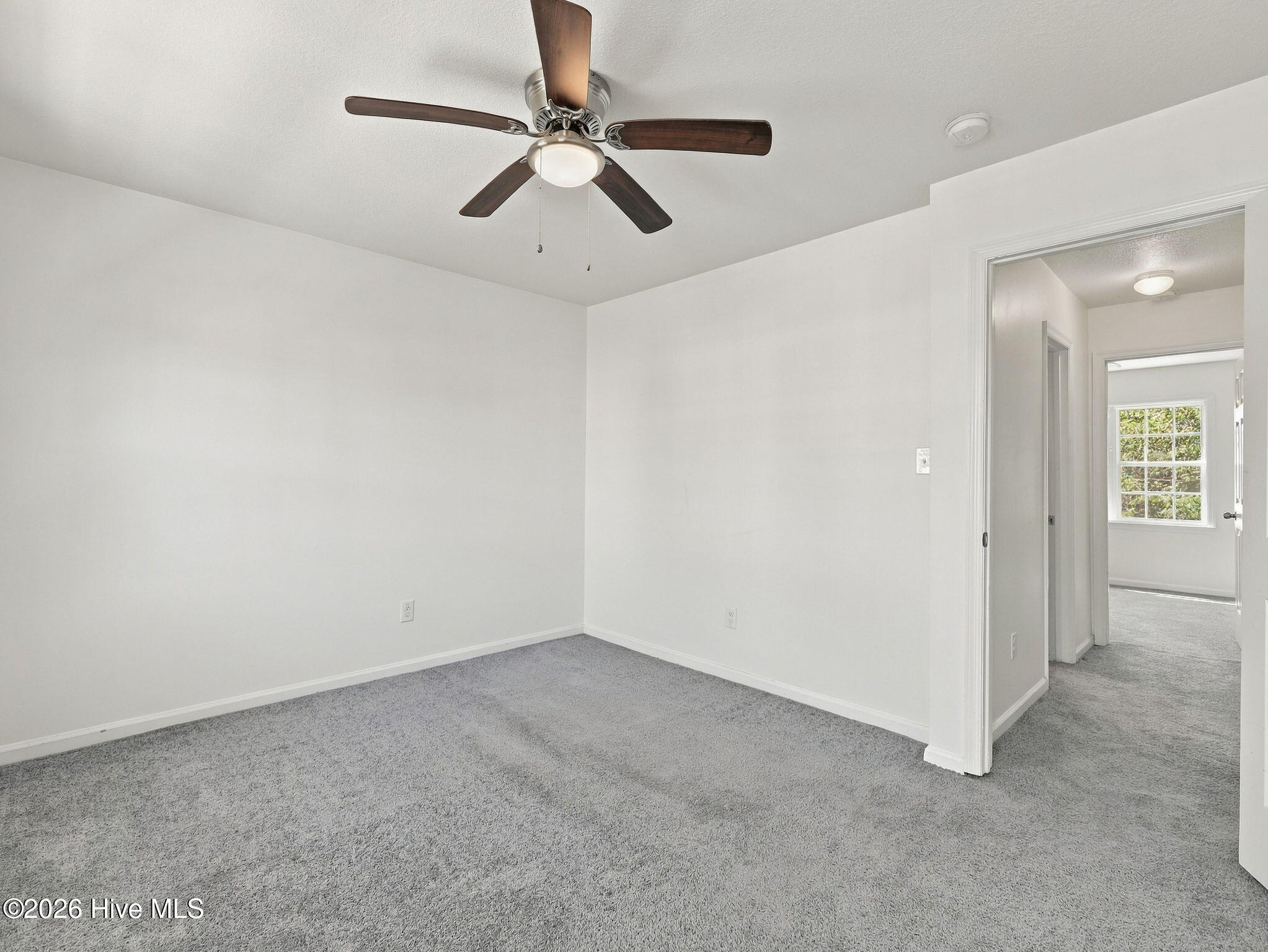 27 E Doris Drive 509 Property Photo 17