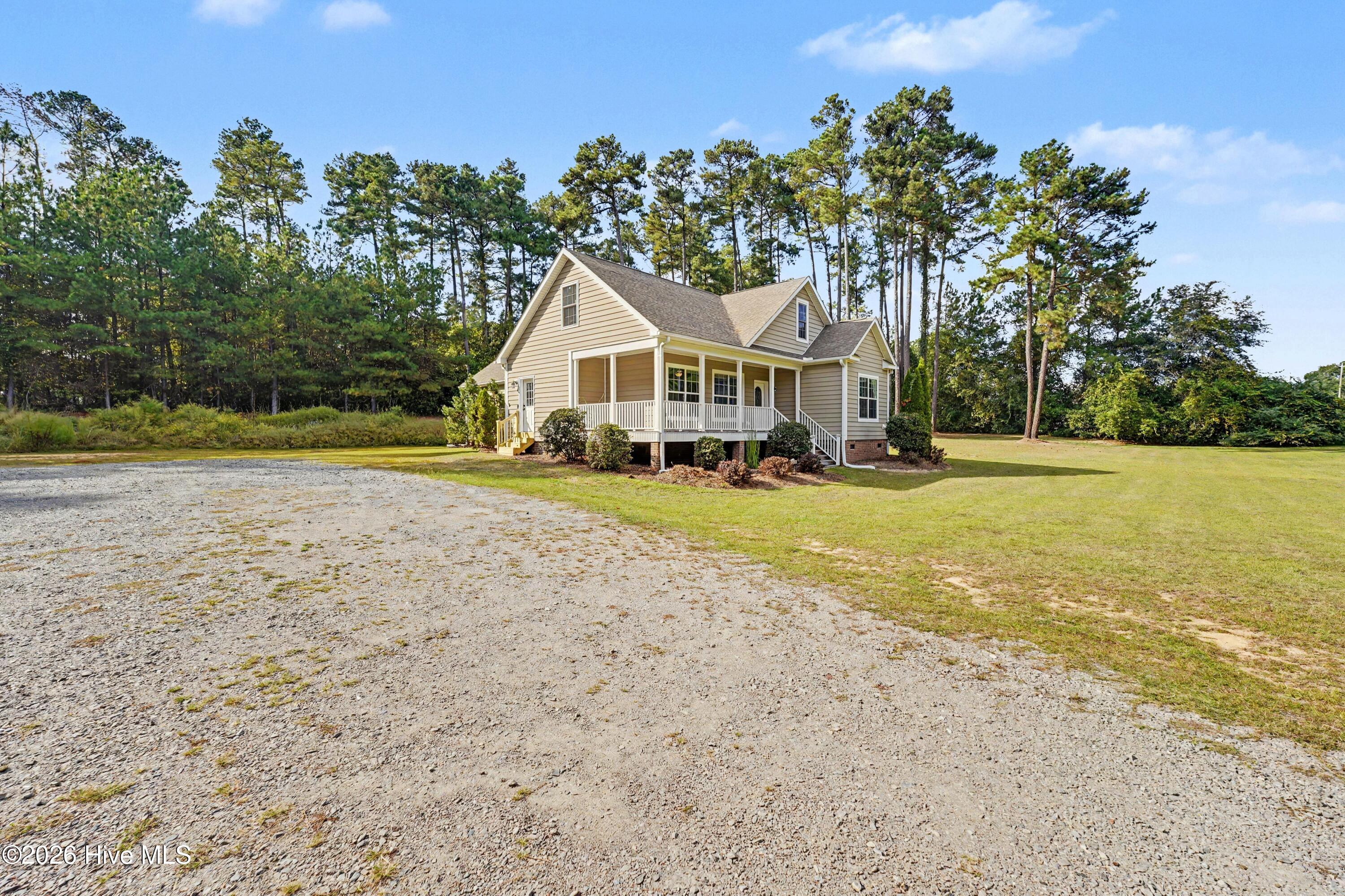 2430 Hoffman Road Property Photo 2