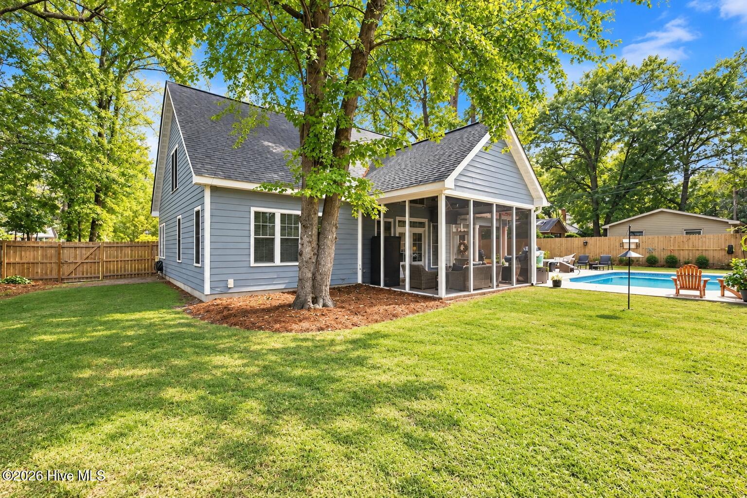3703 Wedgewood Drive Property Photo 5