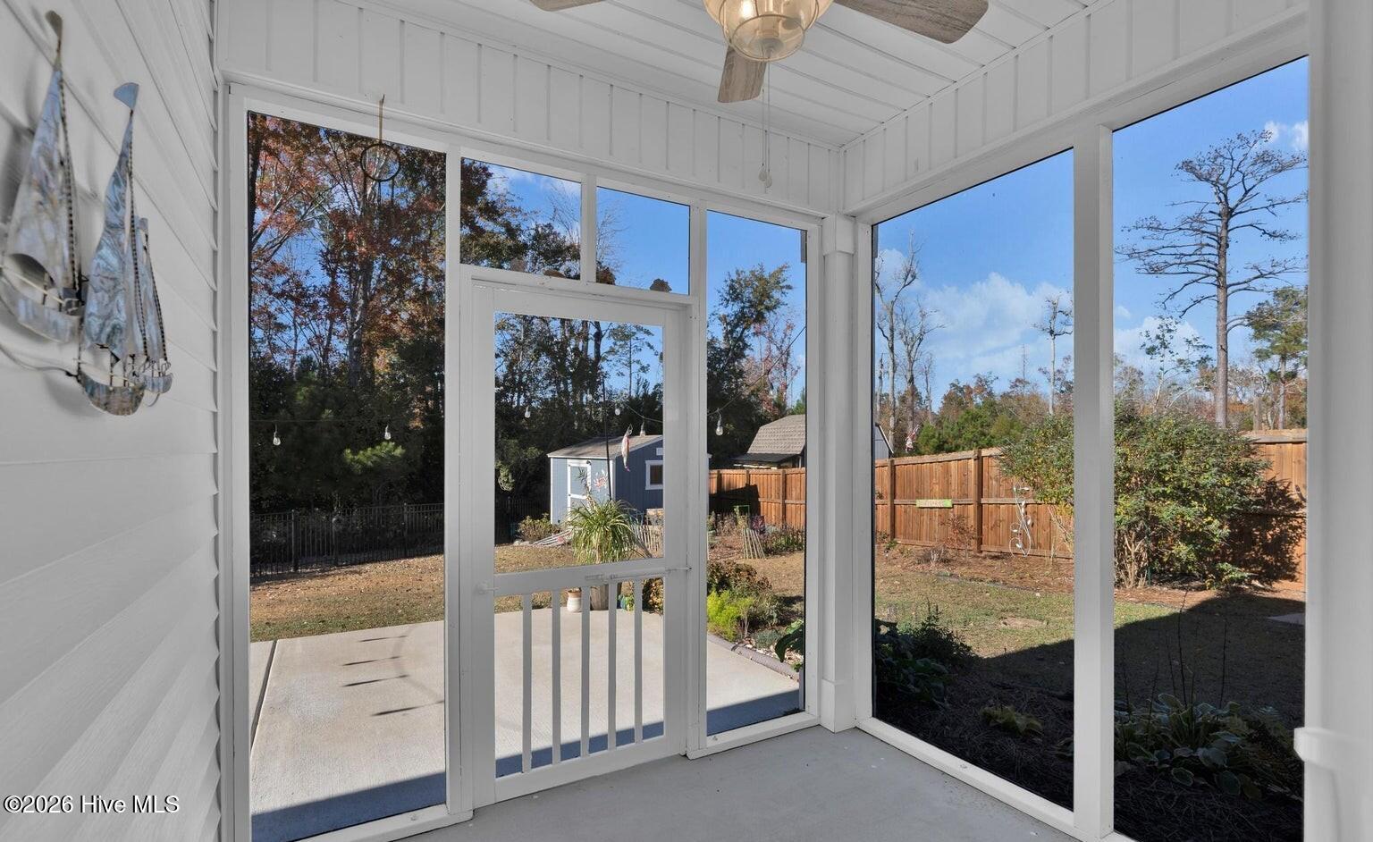 1551 Murre Court Se Property Photo 10