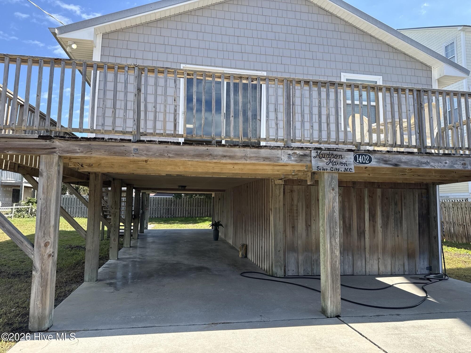 1402 Canal Drive Property Photo 1