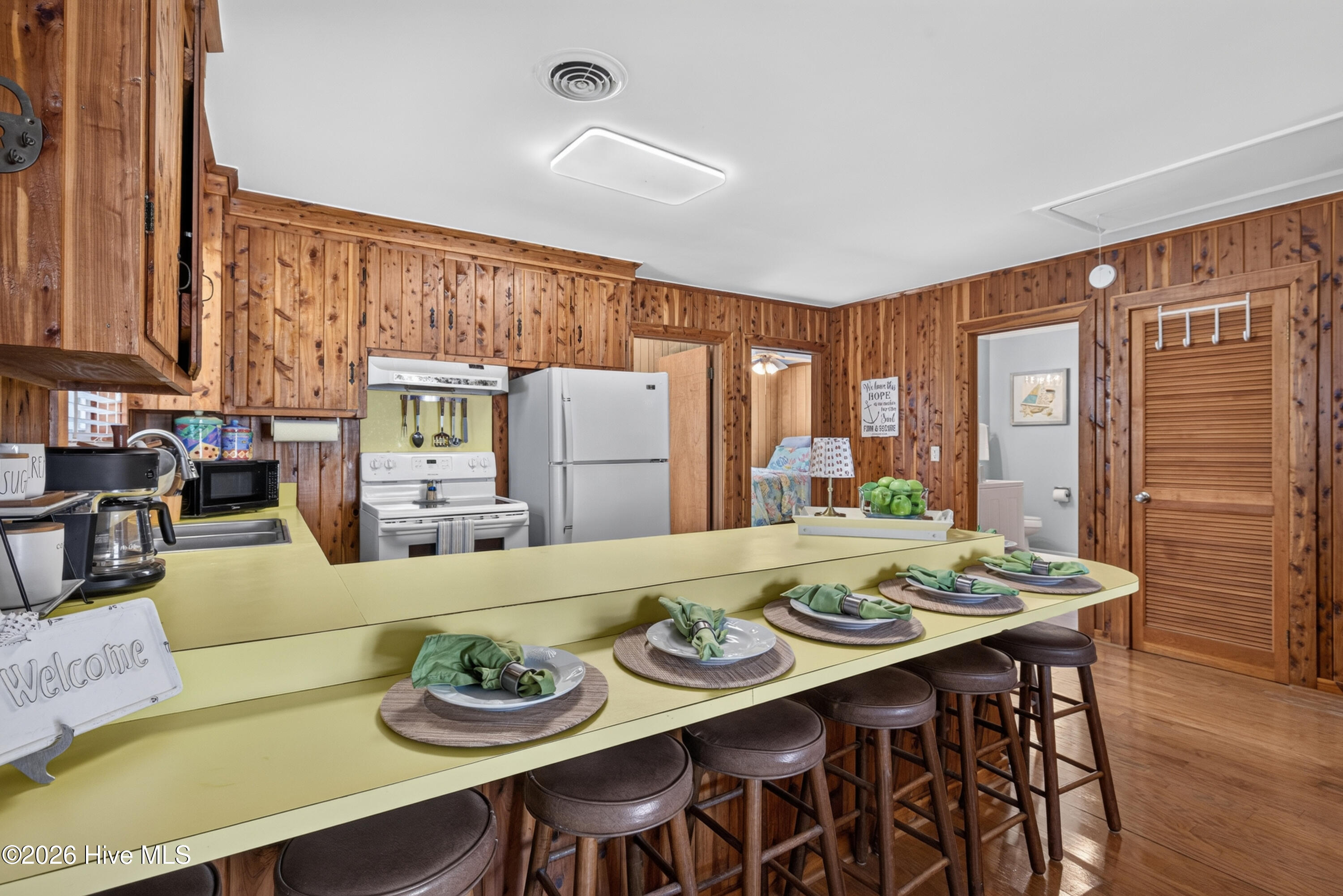 1402 Canal Drive Property Photo 13