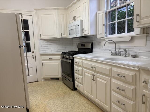1512 Beal Street Property Photo 8