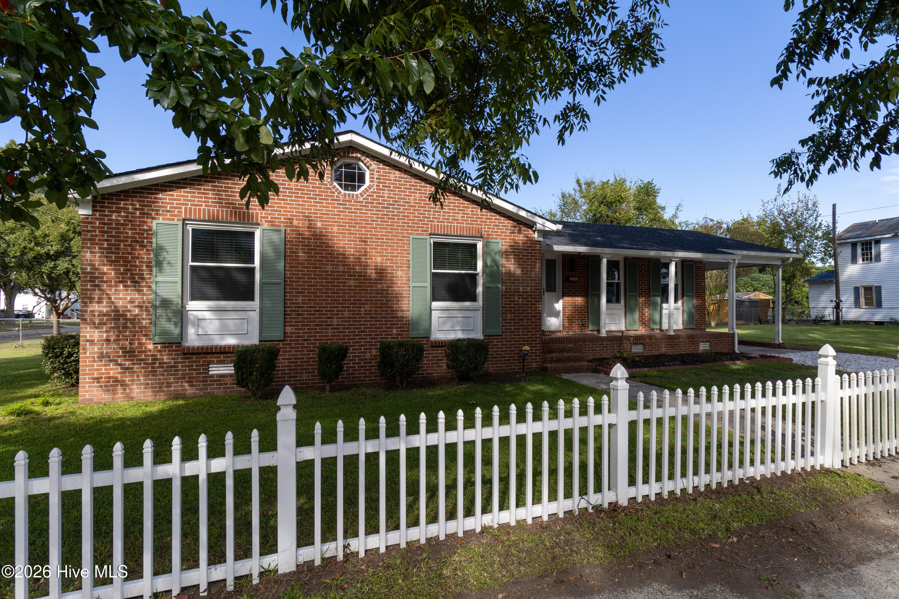 124 W Albemarle Street Property Photo 1