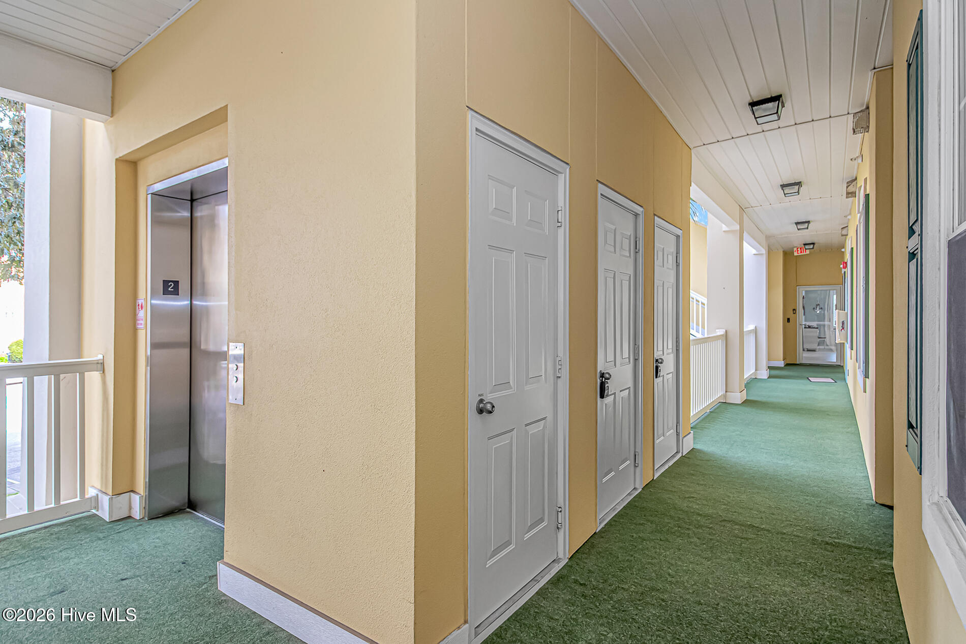 601 Hillside Drive N Unit 2221 Property Photo 5