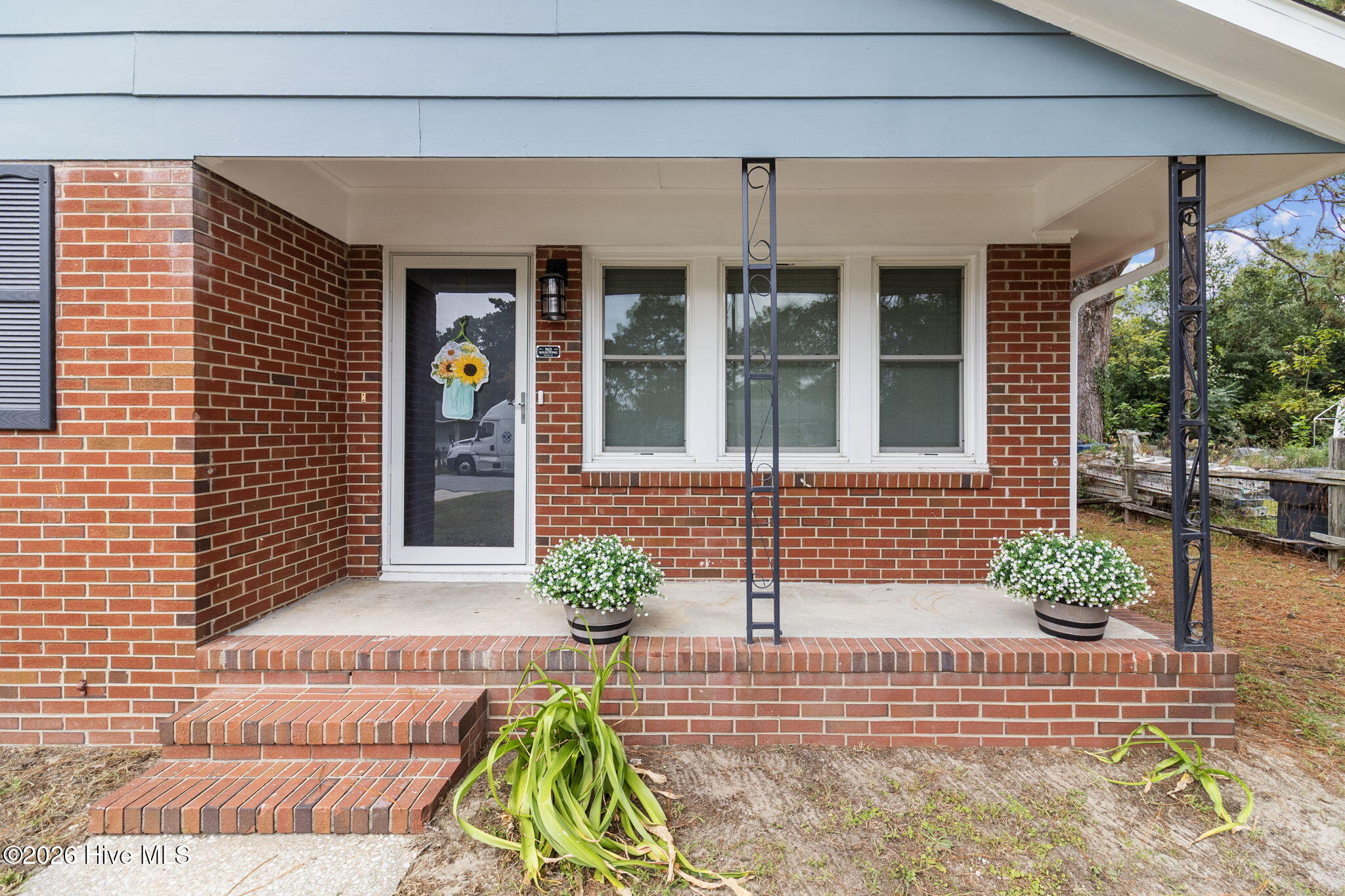 4106 Knollwood Drive Property Photo 3