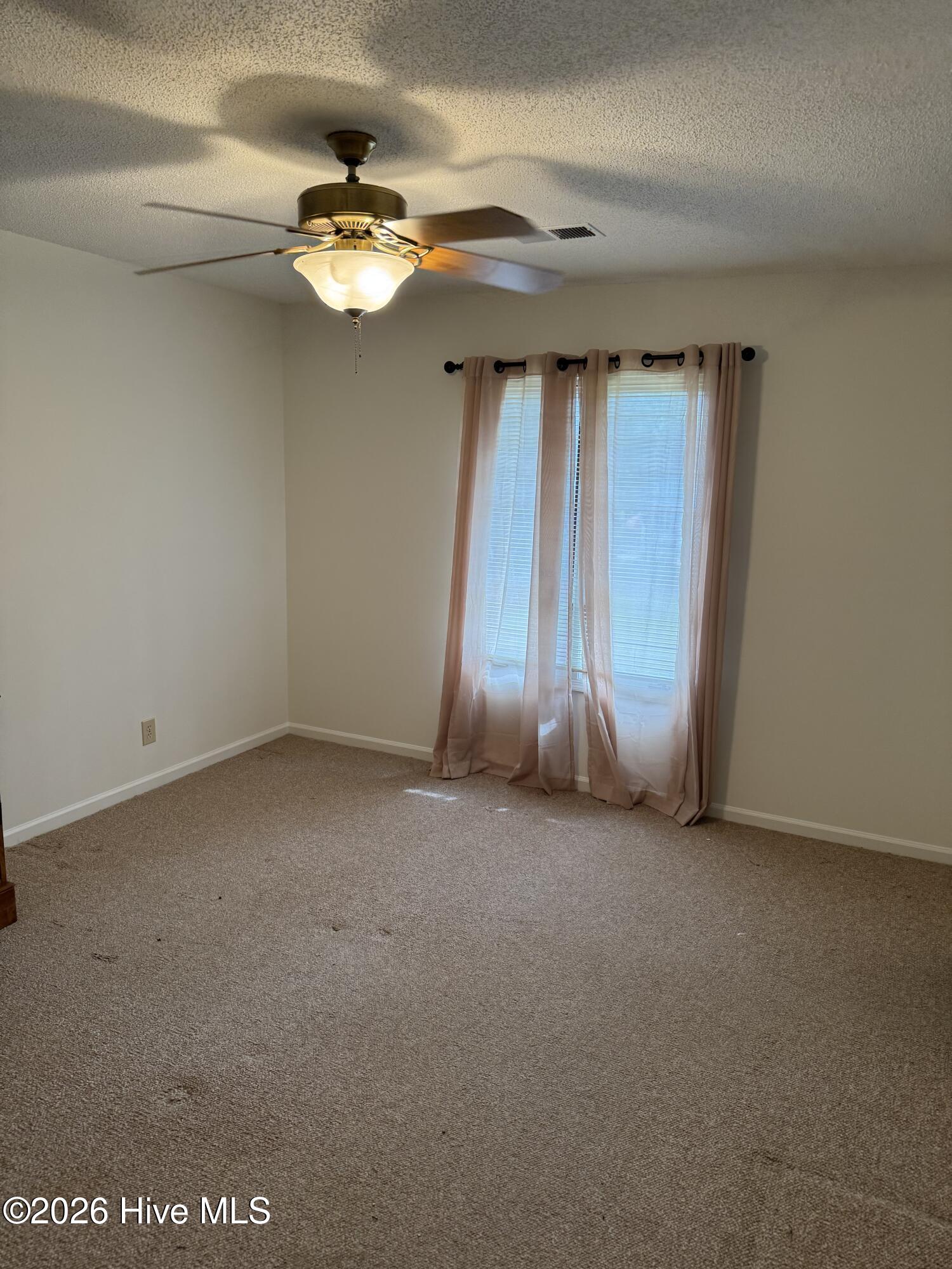 515 Fairway Drive W Property Photo 20