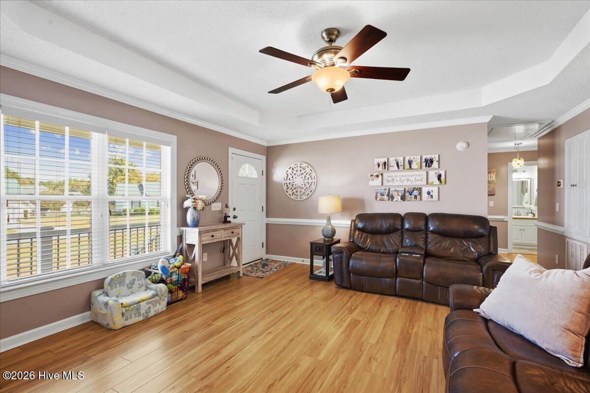 208 Striding Ridge Drive Property Photo 5