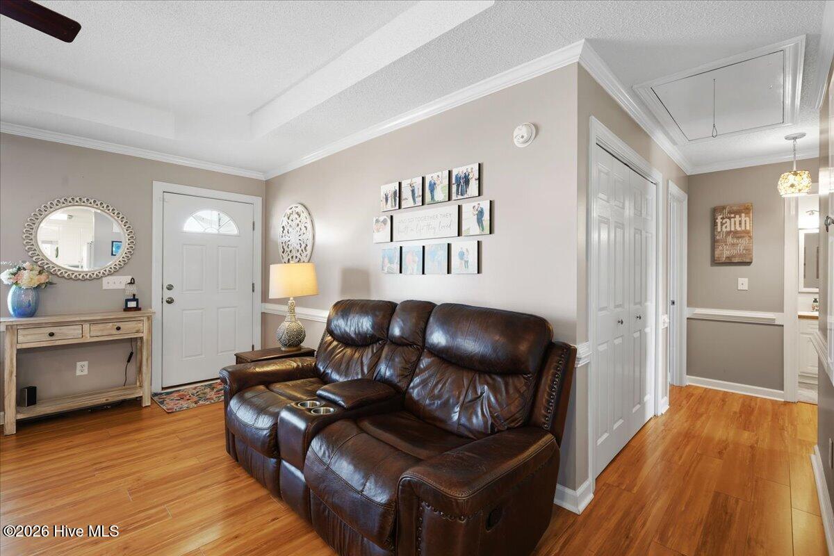 208 Striding Ridge Drive Property Photo 6
