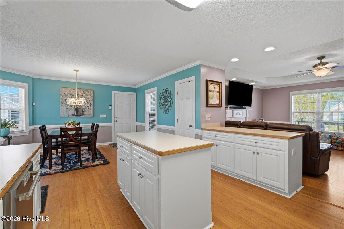 208 Striding Ridge Drive Property Photo 9