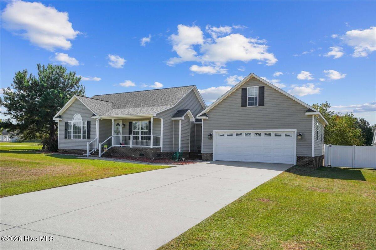 208 Striding Ridge Drive Property Photo 28
