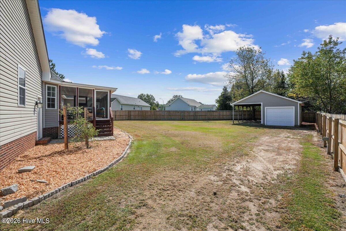 208 Striding Ridge Drive Property Photo 31