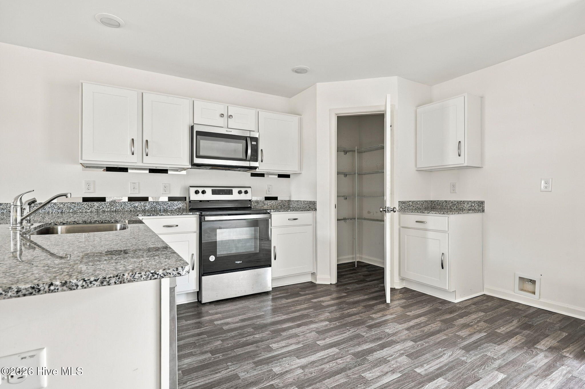3380 Danfield Drive Property Photo 10