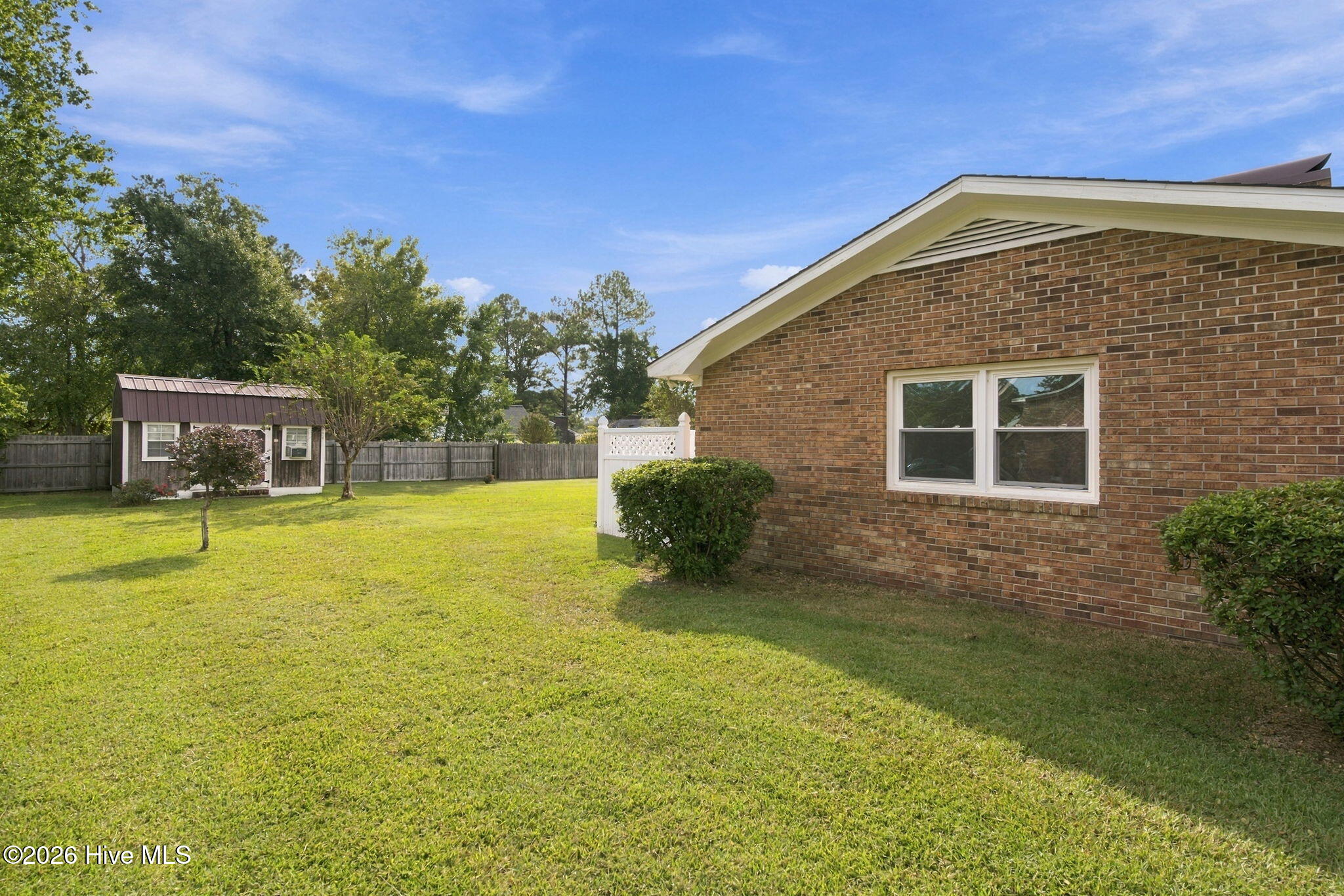 205 Brookfield Drive Property Photo 7